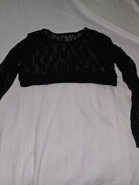 Unbranded Black Lace Cropped Top Long sleeves Banded Hem One Size Fits Most